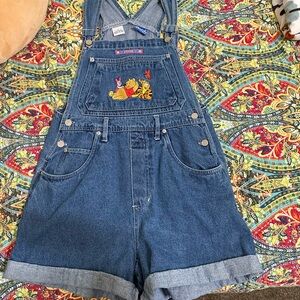 Vintage Winnie the Pooh overalls size M
